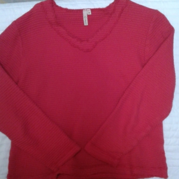 Top - Picture 1 of 3
